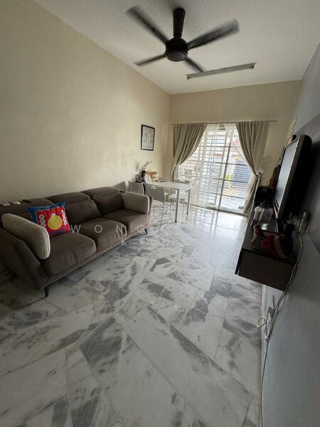 Jalan Zapin Bandar Bukit Raja 1.5 storey - 2