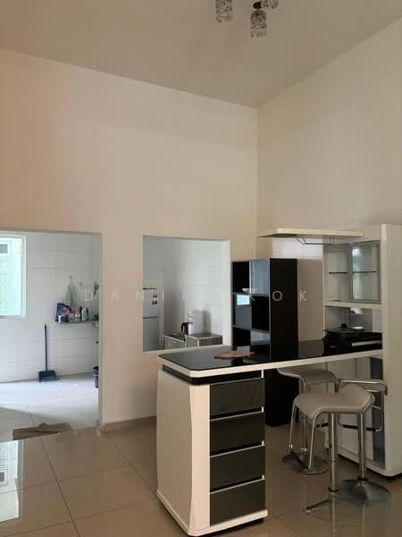 RM1.08m! 32x80ft! 4R4B! Renovated & Good Condition Canary Garden Bestari Port Klang 2 Sty Semi D - 1