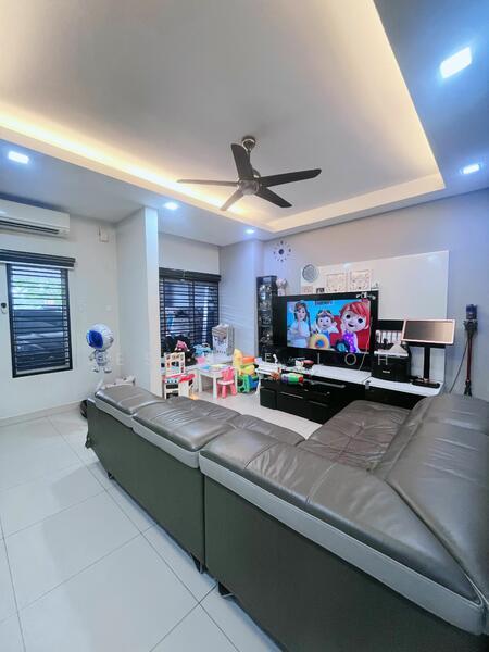 Taman Nusa Bestari 1 - 1