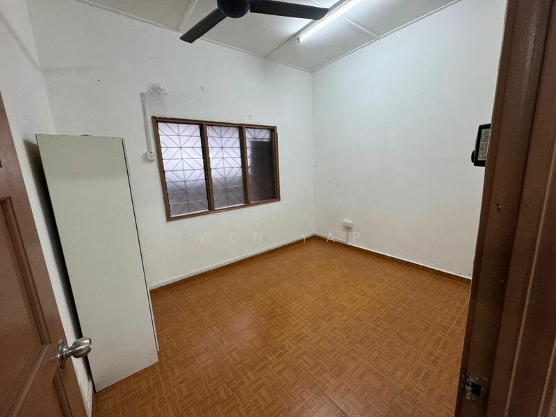 Johor Jaya Johors - 4