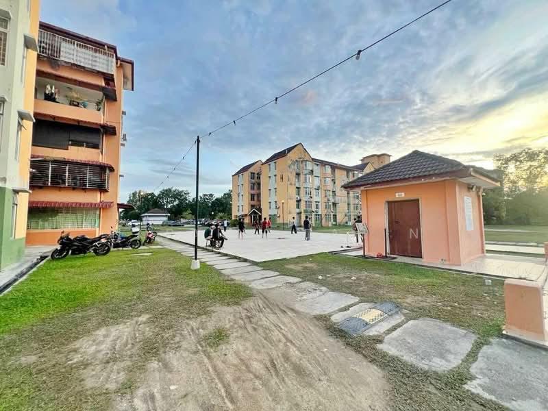 Pangsapuri Seroja - 2