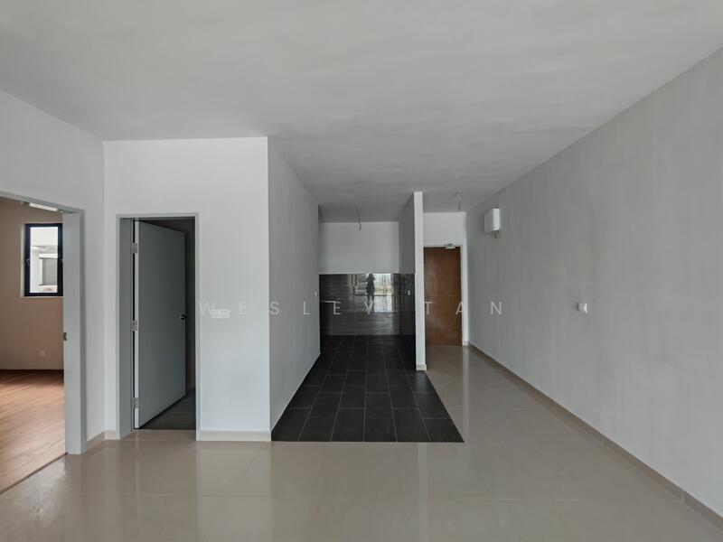 Admiral Residences - 4