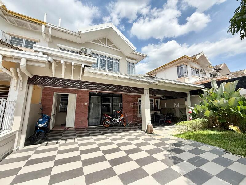 Bandar Seri Putra - 1