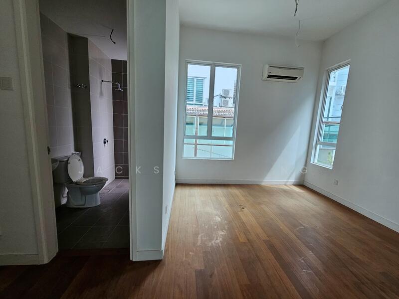 Bandar Sungai Long - 5