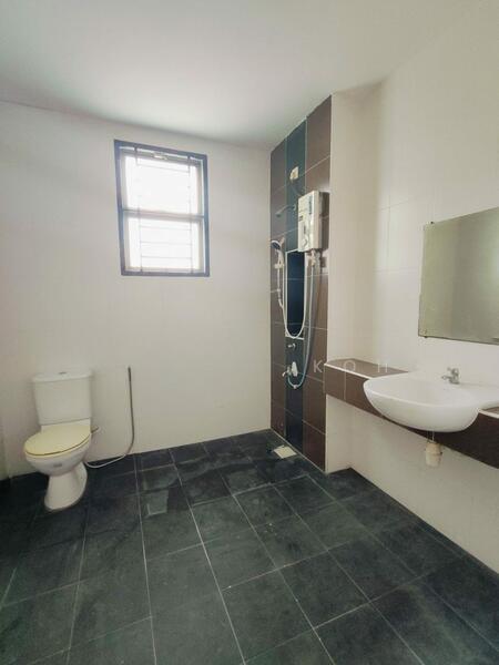 Taman Kempas Utama - 3