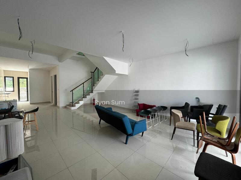 Terrace house at Taman Puncak Jalil - 5