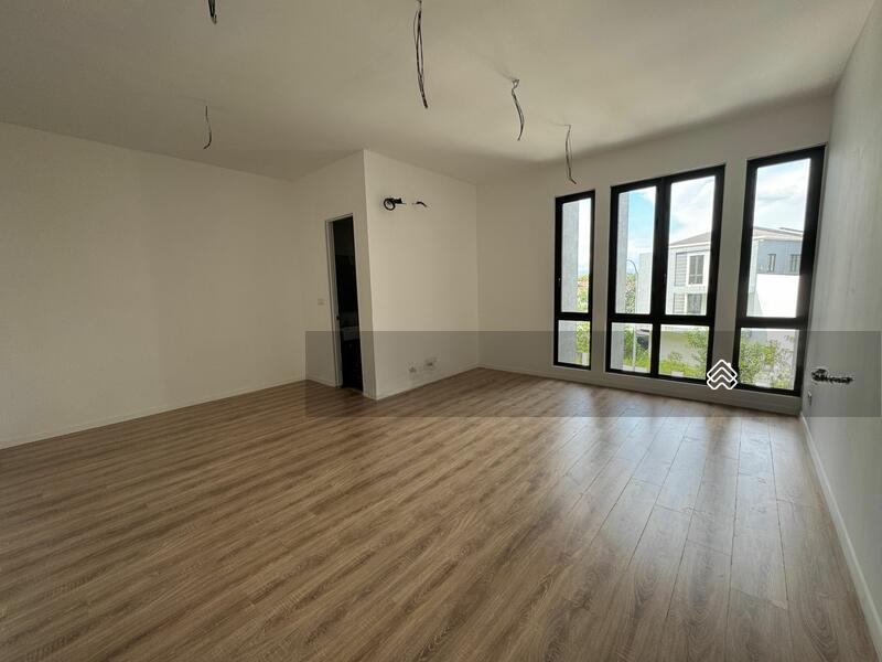 Terrace house at Taman Puncak Jalil - 3