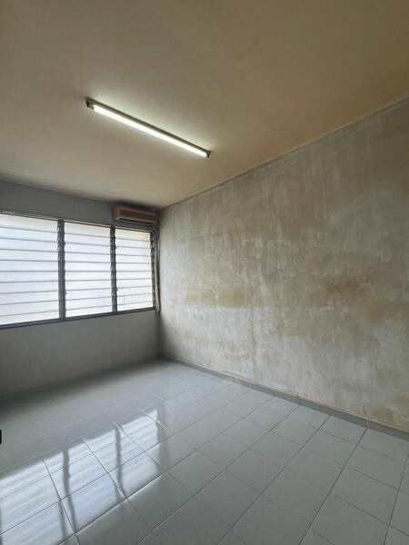 Desa Permata Pearl Block 9 - 4