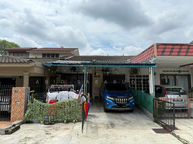 Good Location Single Storey Terrace @ Jalan i, Taman Melawati - 1