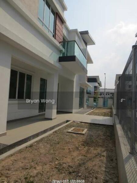 Semi-D house at Kajang - 2