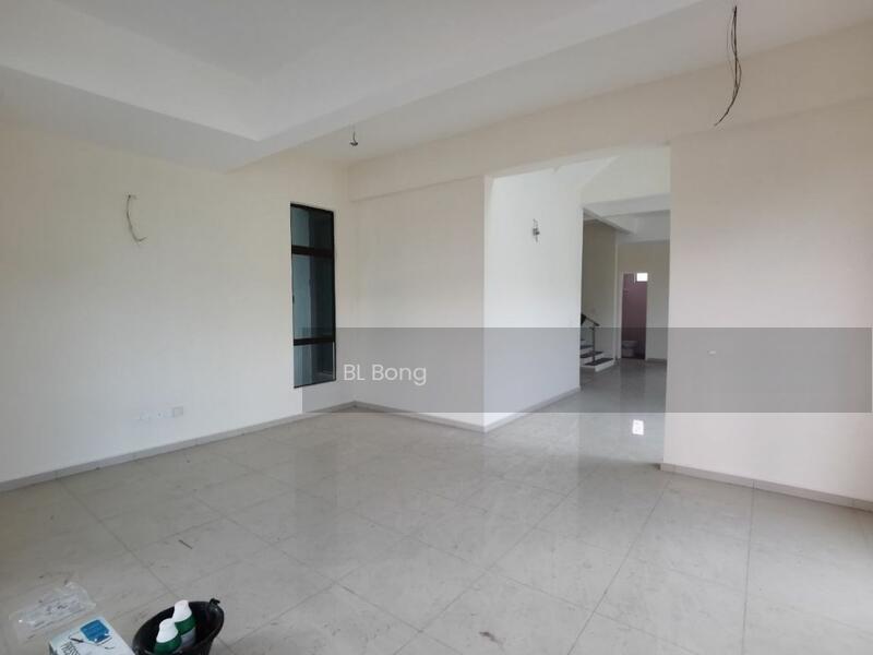 Terrace house at Ayer Keroh - 3