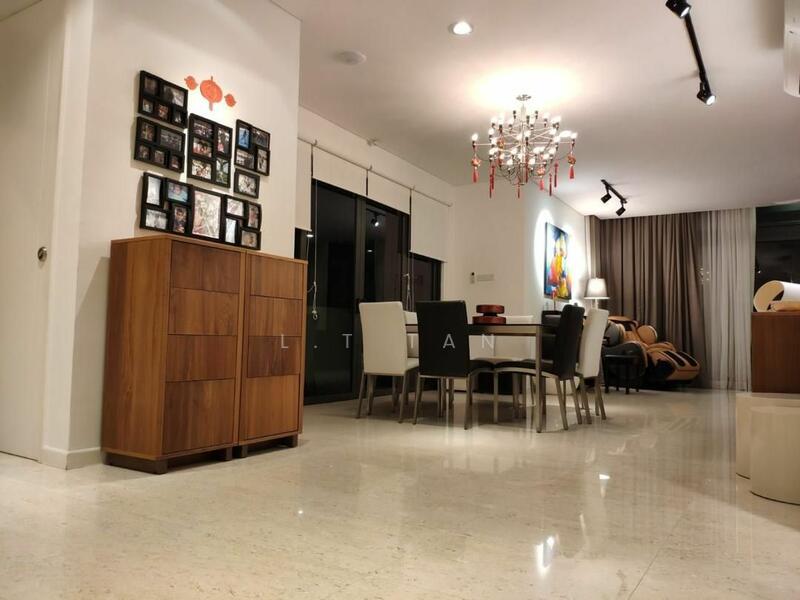 Semi-Detached House at Lake Fields - 2