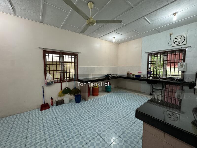 Taman Paduka Setia - 3