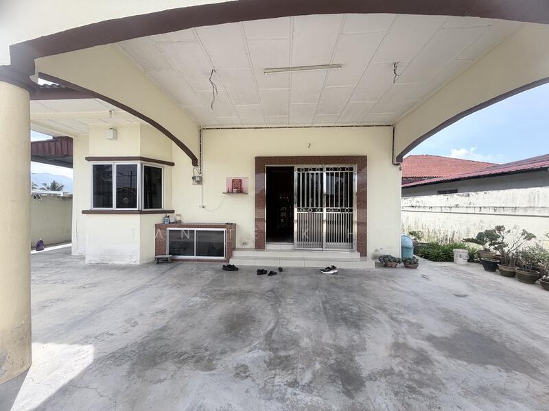 Taman Paduka Setia - 4