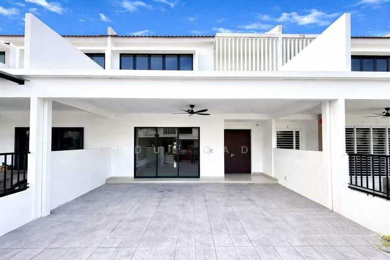 Sejati Lakeside @ Cyberjaya - 1