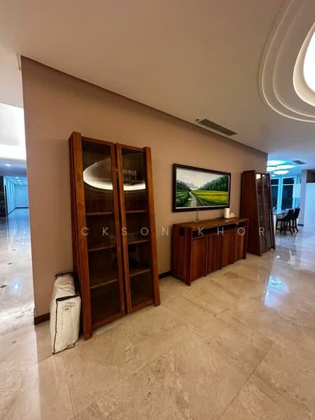 8 Gurney (The Shore Condominium) - 2