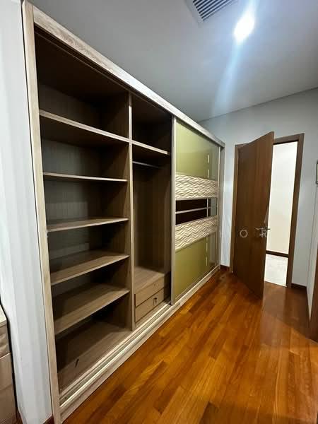 8 Gurney (The Shore Condominium) - 3