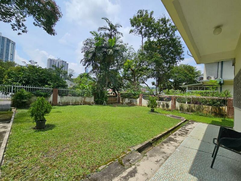 Jalan Tempinis , Lucky Garden , Bangsar, KL - 4