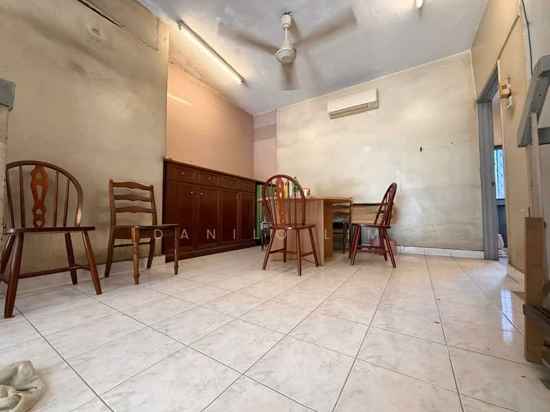 Taman Connaught, 22x75, 2.5 Storey, Converted Freehold, Gated Guarded - 4