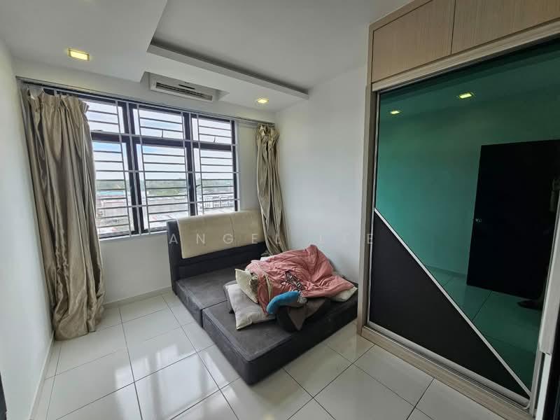 Sky Gardens Residences - 5
