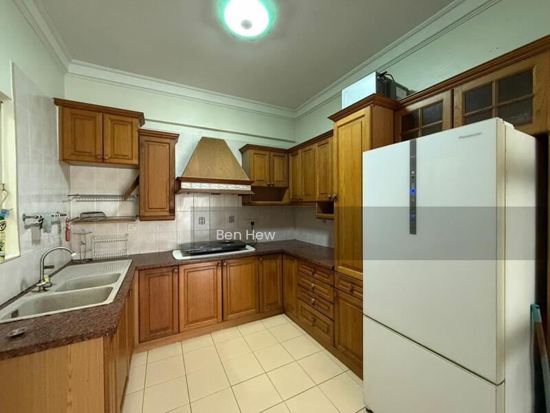 Gold Coast Resort Condominium - 3