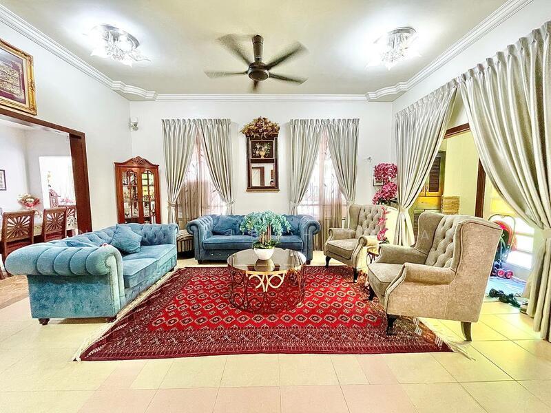 Facing open Semi-D Ukay Perdana, Ampang - 3