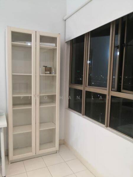 Ritze Perdana 1 - 2