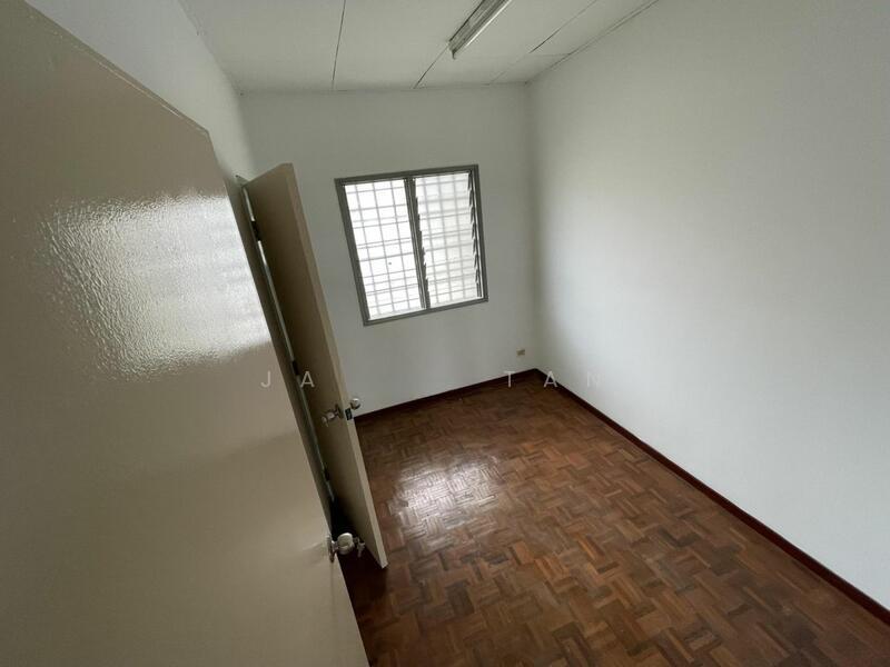 Taman Puncak Jalil - 5