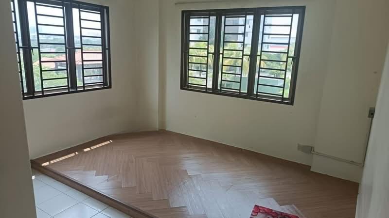 Danga View Apartment - 2
