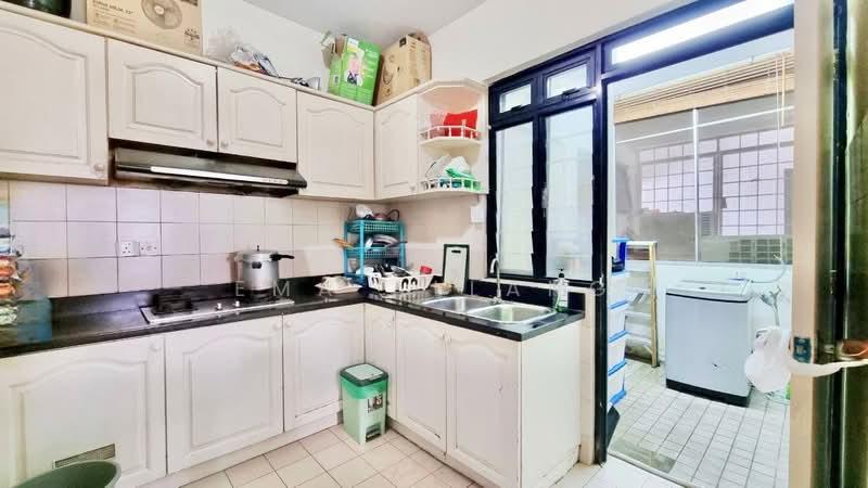 One Ampang Avenue - 4