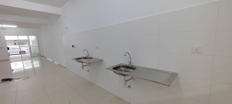 DOUBLE STOREY @ SENDAYAN HIJAYU AMAN - 3