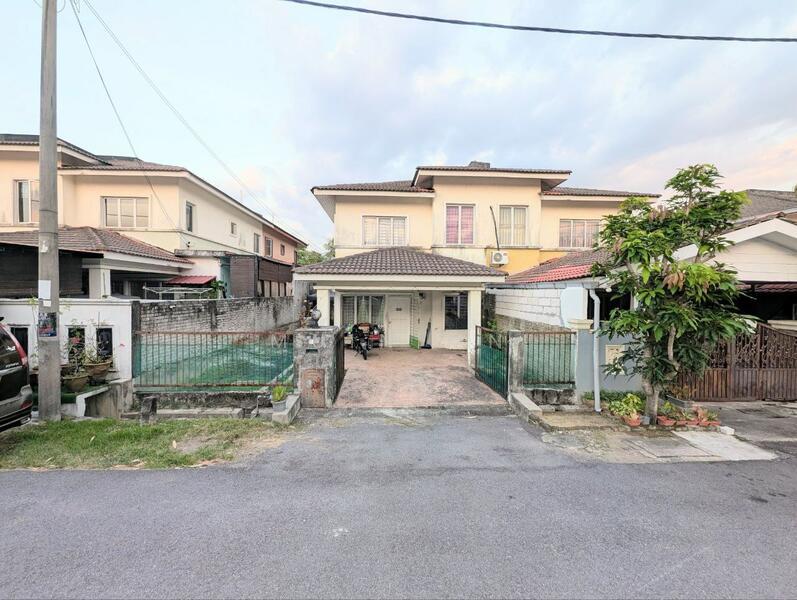 Bandar Tasik Puteri - 1