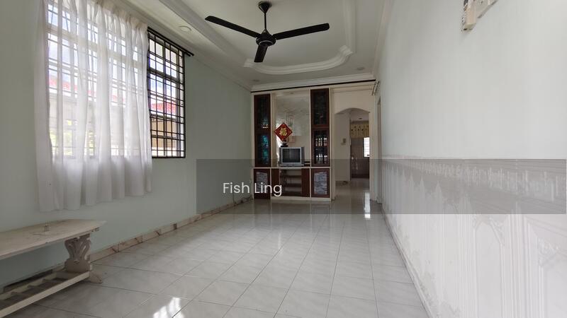 Terrace house at Taman Tasek Mutiara - 2