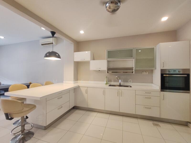 Double storey linked house - 4