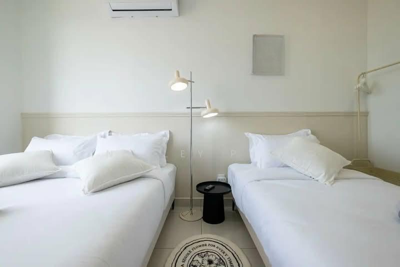 Par 3 Condo & Condo Villa - 4