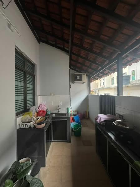 Taman Molek Grove - 3