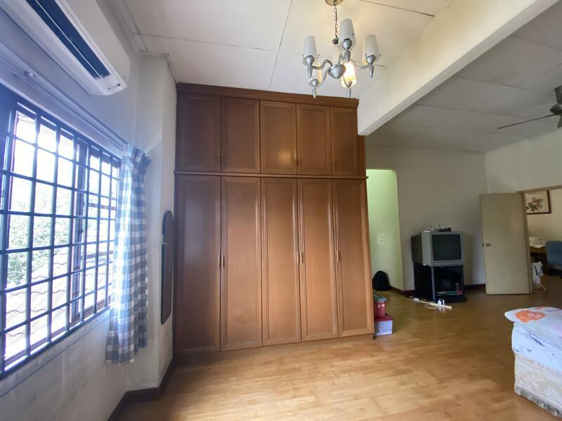 Double Storey Bukit Jelutong - 2