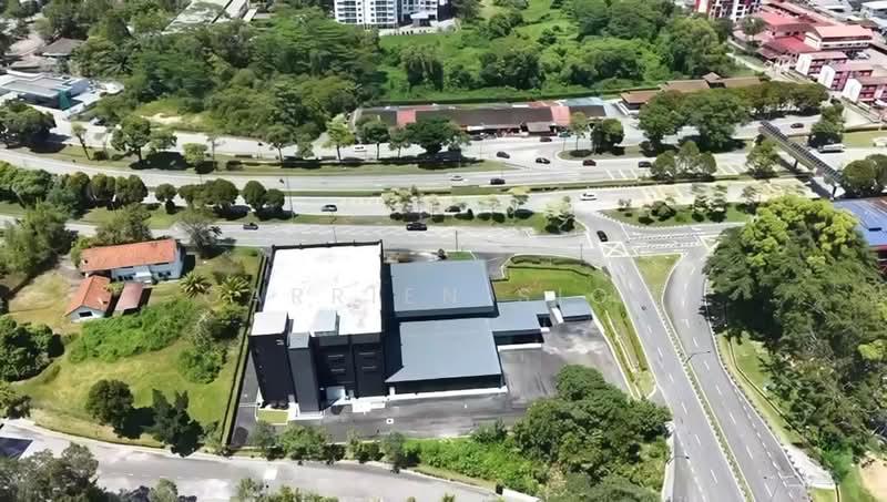 Larkin Larkins @ Jalan Tun Abdul Razak - 2