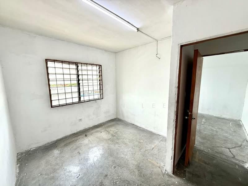 Pangsapuri Pendamar A - 4