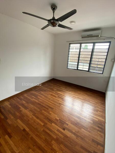Terrace house at Taman Sri Rampai - 1