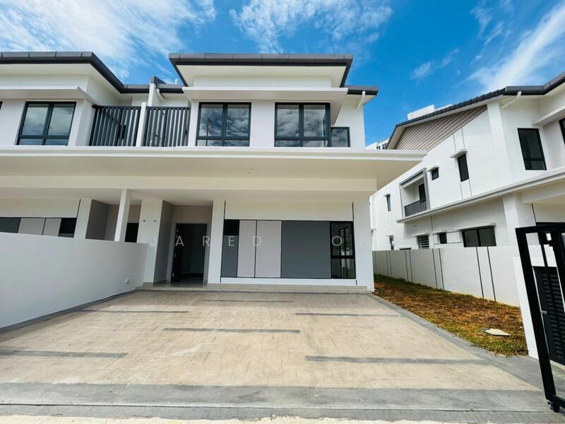 Sejati Lakeside 2 - 1