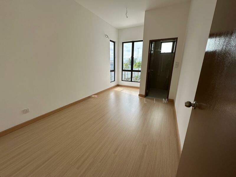 Lyra Residensi - 4