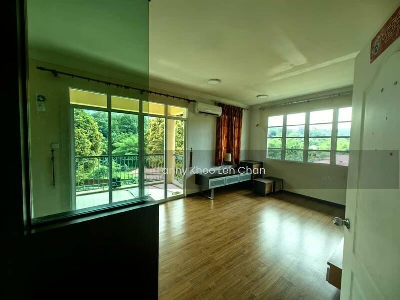 Bungalow at Taman Seri Kionsom - 2