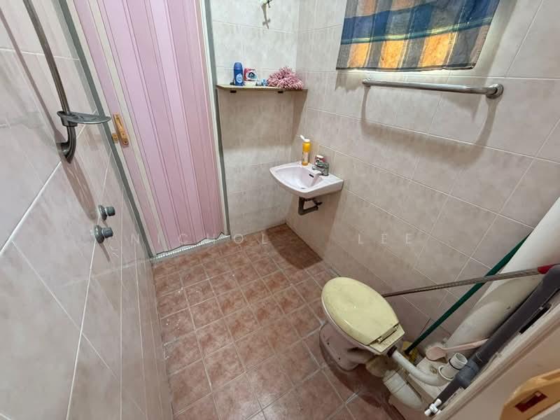 Ipoh Pusing Taman Medan Double Storey Corner House - 2