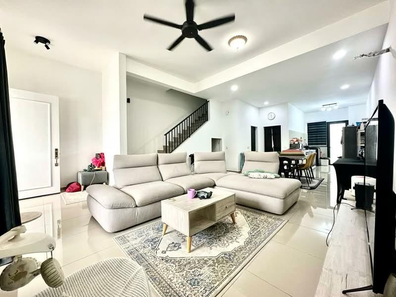 Attleborough / Tate Bilston 22'x65' @ Eco Botanic - 1