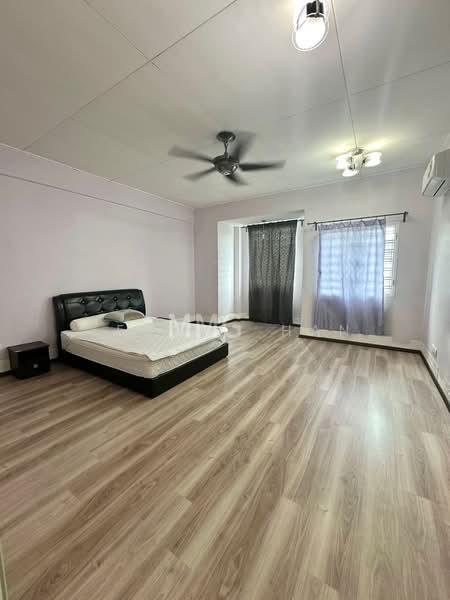 Bandar puteri - 4