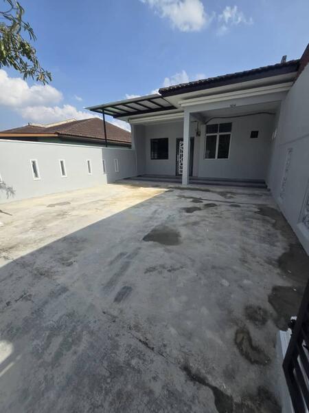 BANDAR PUTRA KULAI (2B02 PICCOLO) - 1