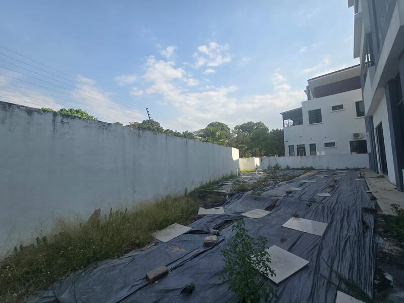 Spectrum Garden, Taman Lembah Permai Indah - 2