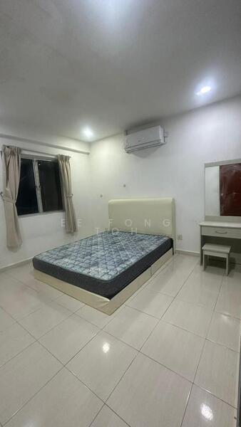 The Embassy (Bangunan Duta Impian) - 1