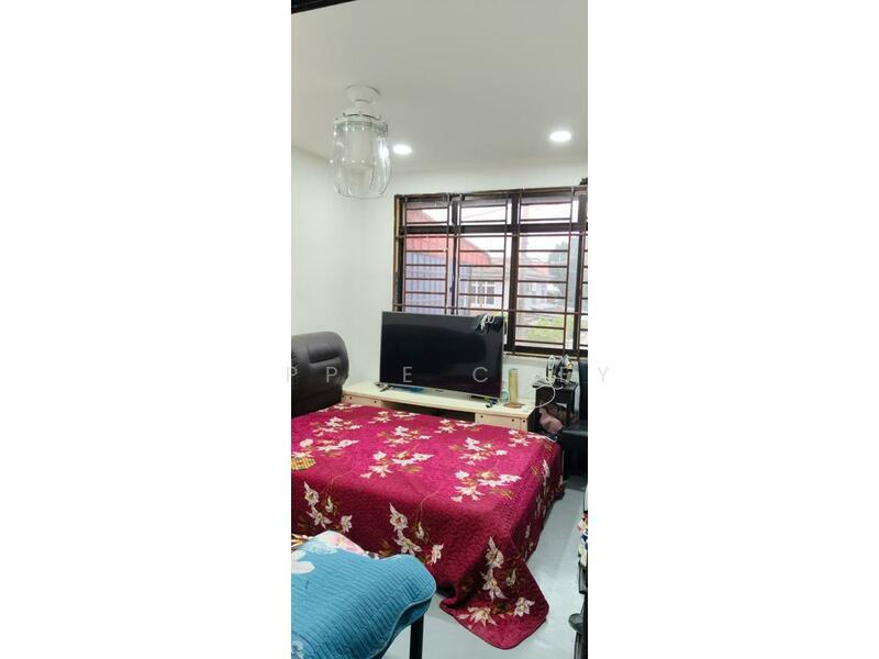 Jalan Seroja, Taman Johor Jaya - 4